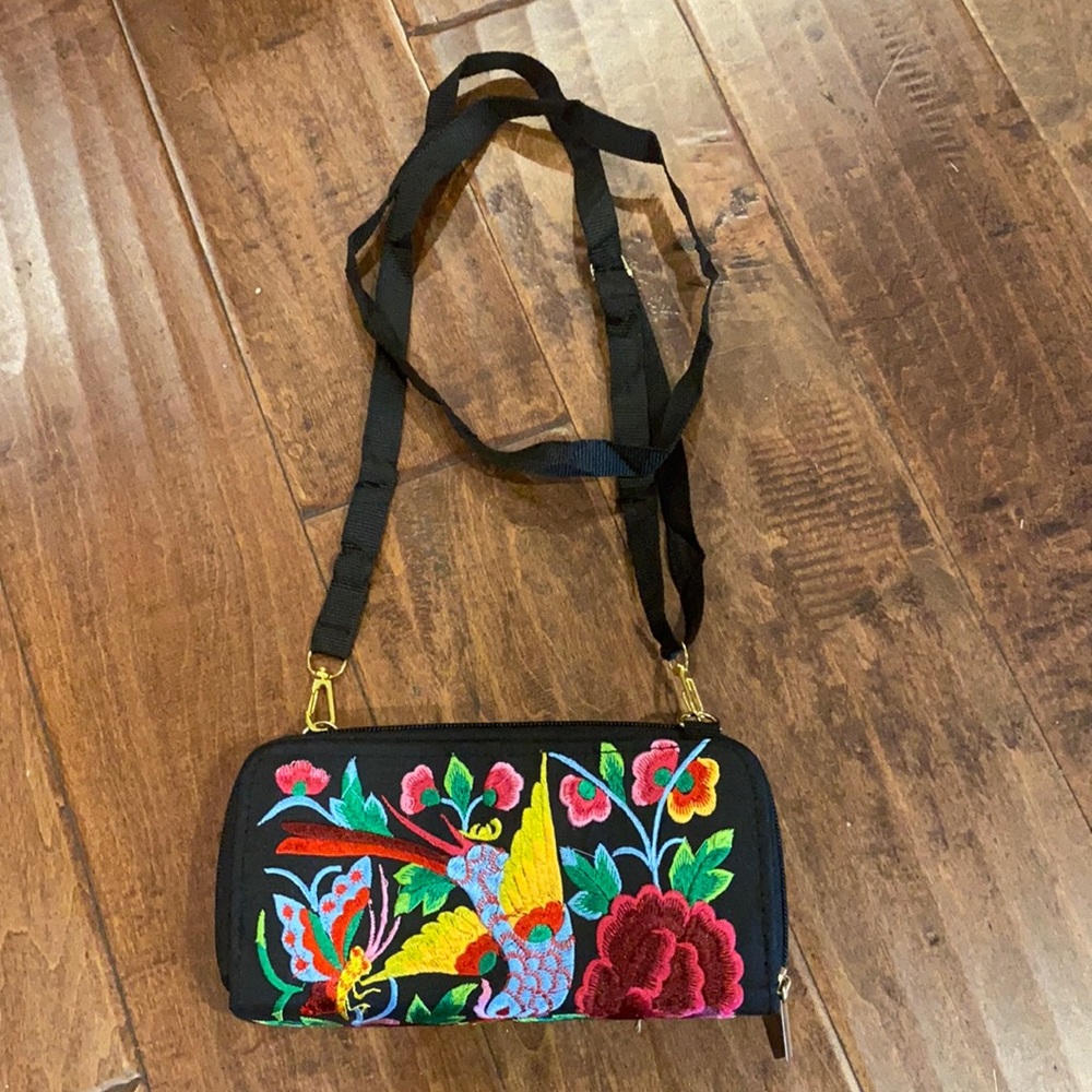 Beautiful Vintage Black/Emb. Cross Body Wallet Bag